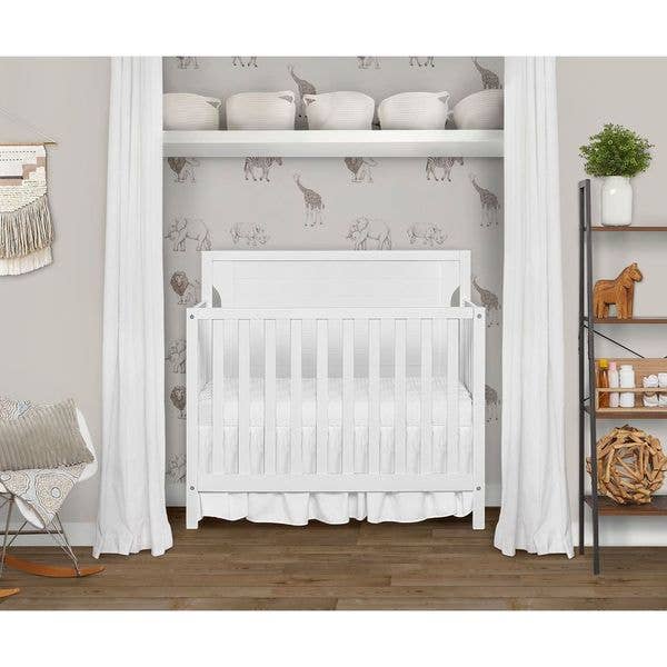 Dream On Me Bellport 4 in 1 Convertible Mini/ Portable Crib