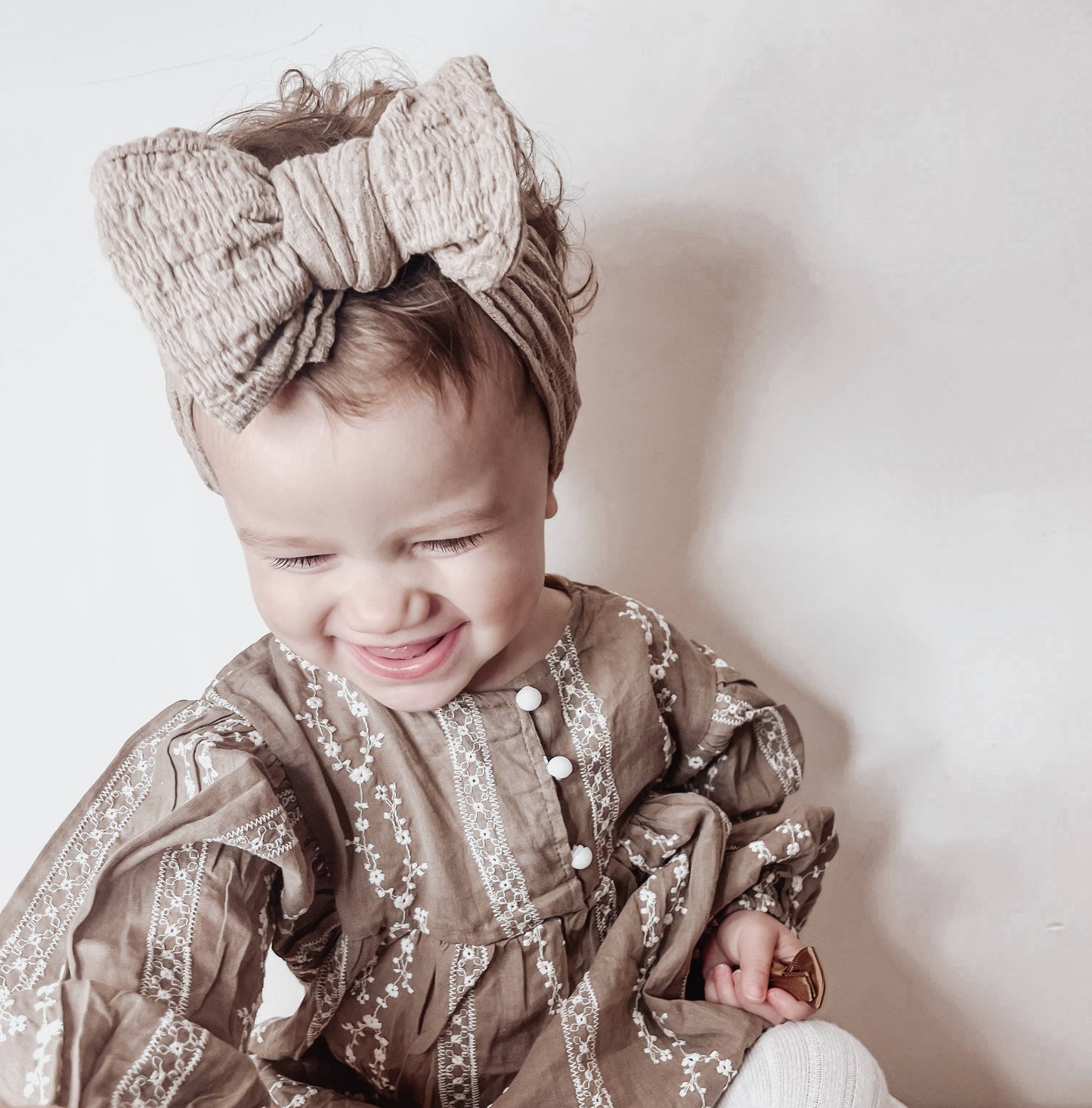 Annie & Charles® organic cotton bodysuit with embroidery
