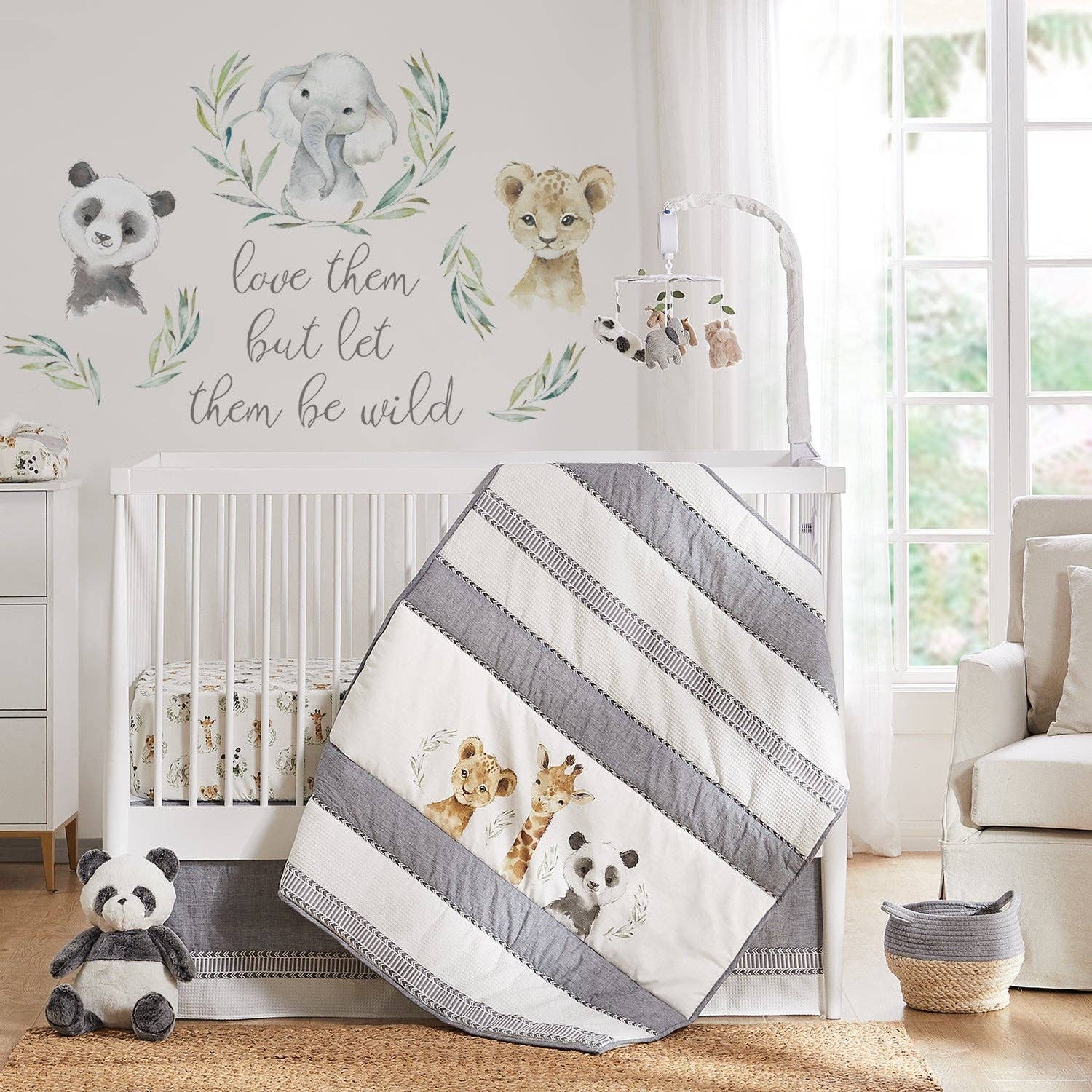 Crib & Accesories