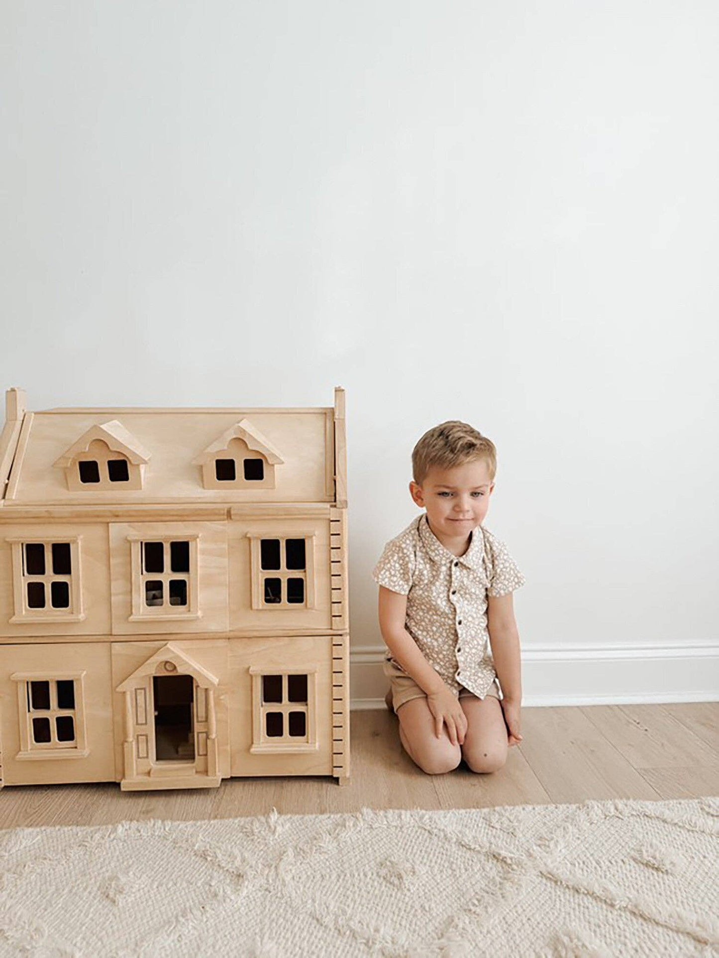 Kids' Organic Button-Up Shirt & Shorts Set in Oatmeal Ditsy Floral
