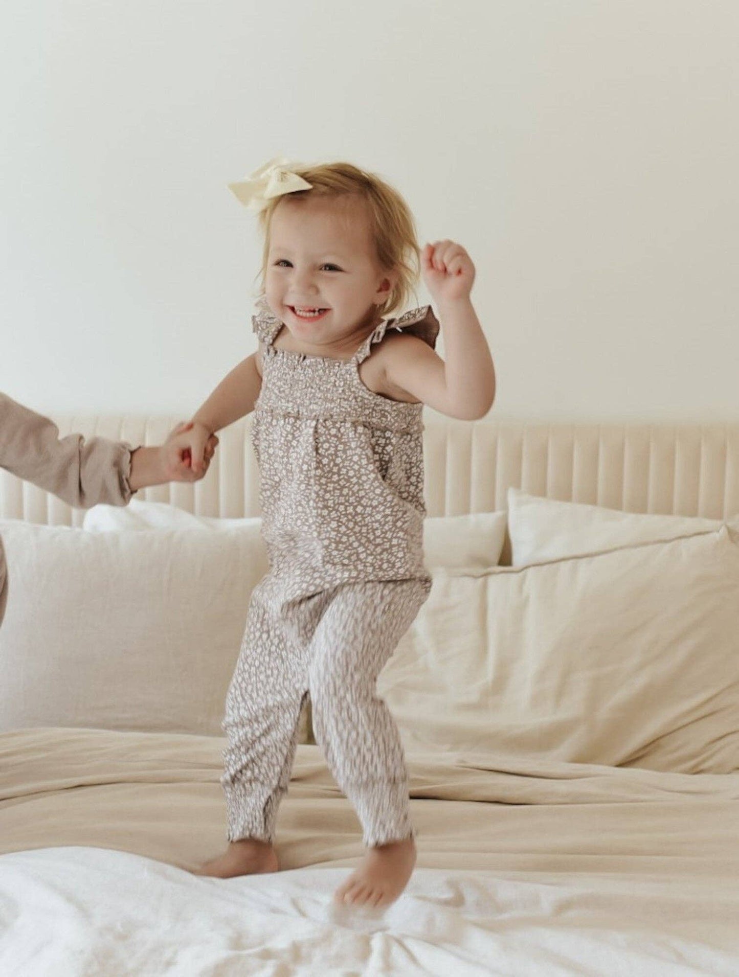 Kids' Organic Muslin Sleeveless Romper in Almond Floral