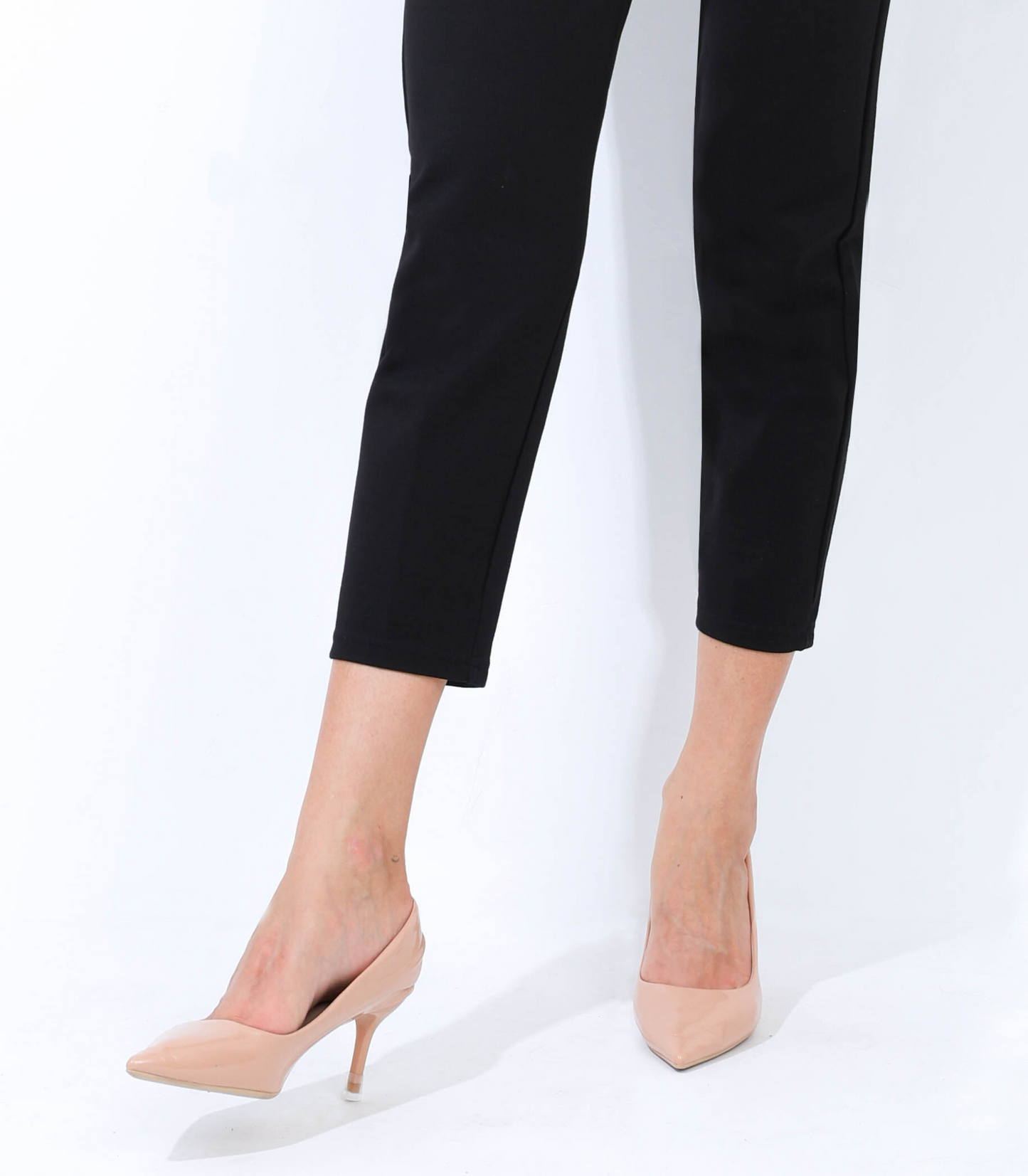 The Maternity Ankle Pant